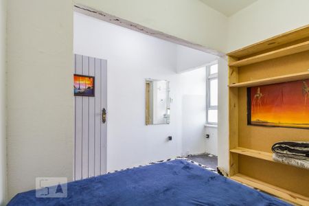 Quarto de apartamento à venda com 1 quarto, 40m² em São João, Porto Alegre