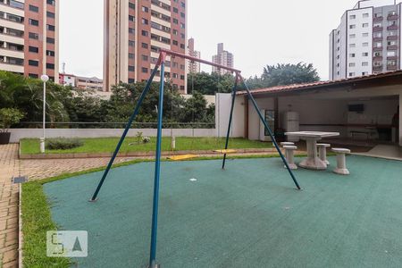 Apartamento à venda com 55m², 2 quartos e 1 vaga Apartamento à venda com 55m², 2 quartos e 1 vagaÁrea Comum - Playground