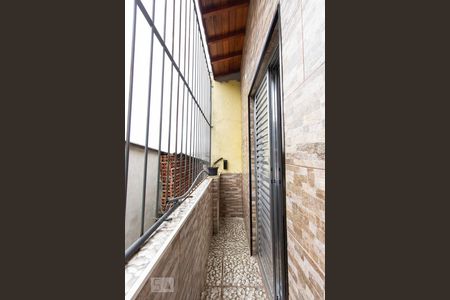 Casa à venda com 125m², 3 quartos e 1 vaga Casa à venda com 125m², 3 quartos e 1 vagaVaranda