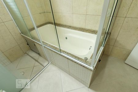 Casa à venda com 125m², 3 quartos e 1 vaga Casa à venda com 125m², 3 quartos e 1 vagaBanheiro 1