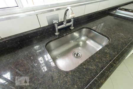 Casa à venda com 125m², 3 quartos e 1 vaga Casa à venda com 125m², 3 quartos e 1 vagaCozinha