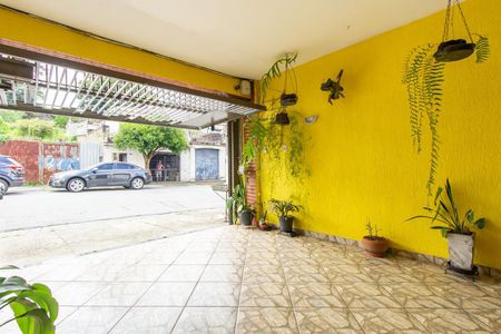 Casa à venda com 125m², 3 quartos e 1 vaga Casa à venda com 125m², 3 quartos e 1 vagaGaragem
