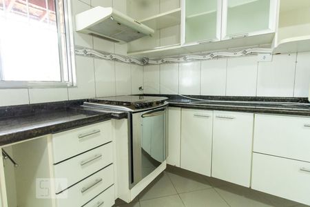 Casa à venda com 125m², 3 quartos e 1 vaga Casa à venda com 125m², 3 quartos e 1 vagaCozinha