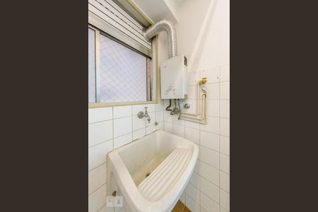 Apartamento à venda com 79m², 2 quartos e 1 vagaÁrea de Serviço