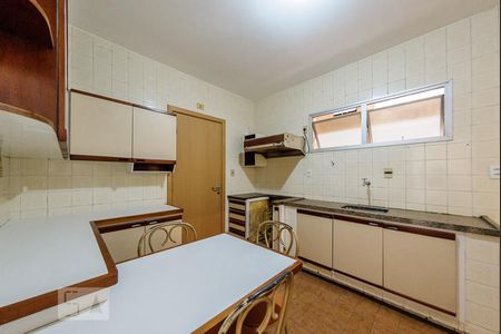 Apartamento à venda com 79m², 2 quartos e 1 vagaCozinha