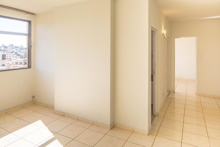 Sala de apartamento para alugar com 1 quarto, 40m² em Floresta, Belo Horizonte