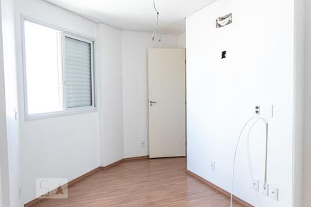 Suíte de apartamento à venda com 2 quartos, 74m² em Vila Osasco, Osasco