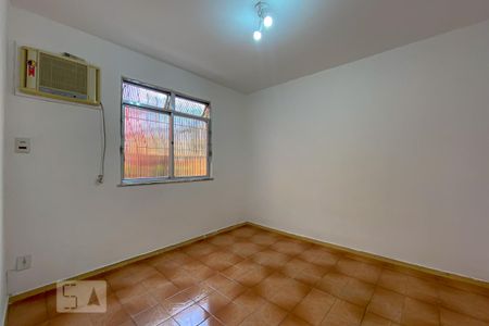 Quarto 1 de apartamento para alugar com 2 quartos, 60m² em Penha Circular, Rio de Janeiro