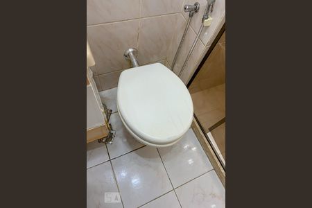 Banheiro de apartamento para alugar com 2 quartos, 60m² em Penha Circular, Rio de Janeiro