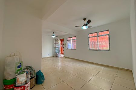 Sala de apartamento para alugar com 2 quartos, 60m² em Penha Circular, Rio de Janeiro