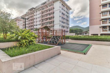 Apartamento para alugar com 65m², 2 quartos e 1 vagaÁrea Comum