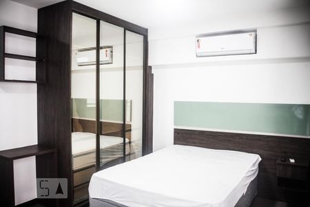 Studio para alugar com 25m², 1 quarto e sem vagaSala/Quarto