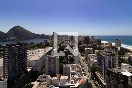 Vista da sala de apartamento para alugar com 1 quarto, 55m² em Leblon, Rio de Janeiro