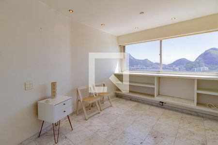 Quarto de apartamento para alugar com 1 quarto, 55m² em Leblon, Rio de Janeiro