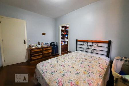 Casa à venda com 450m², 4 quartos e 6 vagasSuíte 3