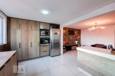 Casa à venda com 450m², 4 quartos e 6 vagasCozinha