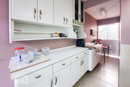 Casa à venda com 450m², 4 quartos e 6 vagasÁrea de Serviço