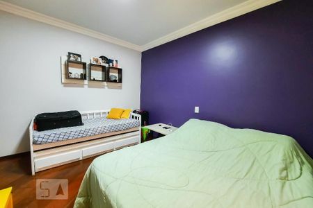 Casa à venda com 450m², 4 quartos e 6 vagasSuíte 4