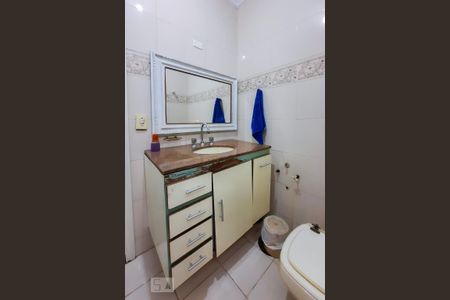 Casa à venda com 450m², 4 quartos e 6 vagasBanheiro da Suíte 3