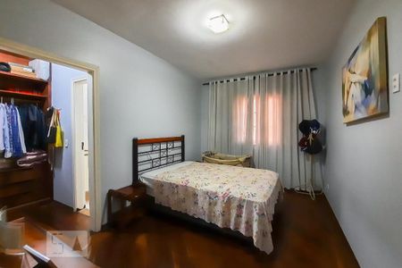 Casa à venda com 450m², 4 quartos e 6 vagasSuíte 3