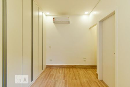 suíte  de casa de condomínio para alugar com 2 quartos, 64m² em Jardim Paulista, São Paulo