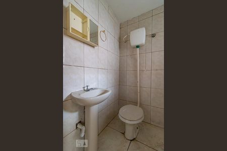 Banheiro de casa à venda com 1 quarto, 47m² em Santo Antônio, Osasco