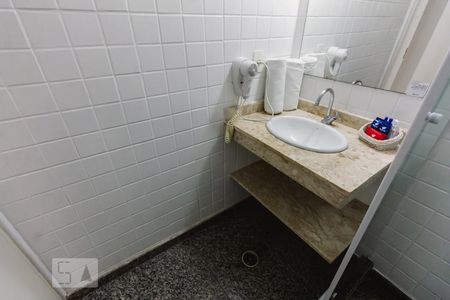 Banheiro de apartamento à venda com 1 quarto, 50m² em Perdizes, São Paulo