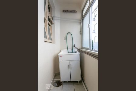 Apartamento à venda com 72m², 2 quartos e 1 vagaÁrea de Serviço