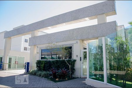 Apartamento para alugar com 43m², 2 quartos e 1 vaga Apartamento para alugar com 43m², 2 quartos e 1 vagaFachada