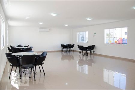 Apartamento para alugar com 43m², 2 quartos e 1 vaga Apartamento para alugar com 43m², 2 quartos e 1 vagaSalão de festas