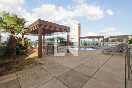 Apartamento para alugar com 100m², 2 quartos e 2 vagasÁrea comum - Piscina
