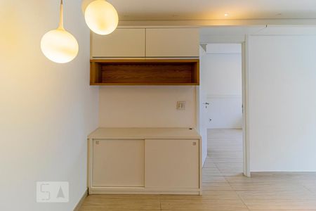 Sala - Estante de apartamento para alugar com 1 quarto, 46m² em Bela Vista, São Paulo