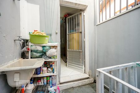 Casa de condomínio para alugar com 100m², 3 quartos e 2 vagas Casa de condomínio para alugar com 100m², 3 quartos e 2 vagasVaranda quarto 02