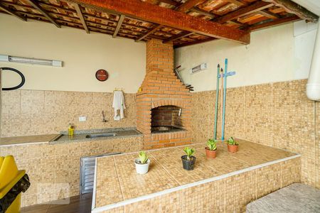 Casa de condomínio para alugar com 100m², 3 quartos e 2 vagas Casa de condomínio para alugar com 100m², 3 quartos e 2 vagasChurrasqueira