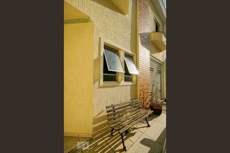 Casa de condomínio para alugar com 100m², 3 quartos e 2 vagas Casa de condomínio para alugar com 100m², 3 quartos e 2 vagasEntrada