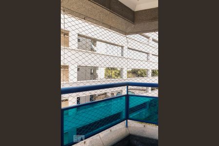 Apartamento à venda com 177m², 4 quartos e 4 vagas Apartamento à venda com 177m², 4 quartos e 4 vagasSacada Suíte 2