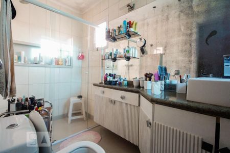 Apartamento à venda com 177m², 4 quartos e 4 vagas Apartamento à venda com 177m², 4 quartos e 4 vagasBanheiro Suíte 2