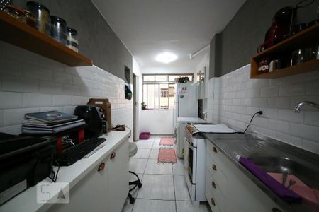 Apartamento para alugar com 67m², 3 quartos e 1 vagaCozinha 