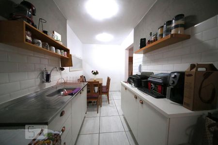 Apartamento para alugar com 67m², 3 quartos e 1 vagaCozinha 