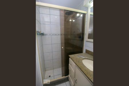 Apartamento à venda com 93m², 3 quartos e 2 vagas Apartamento à venda com 93m², 3 quartos e 2 vagasBanheiro Social