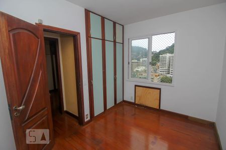 Apartamento à venda com 93m², 3 quartos e 2 vagas Apartamento à venda com 93m², 3 quartos e 2 vagasQuarto 3 - Suíte