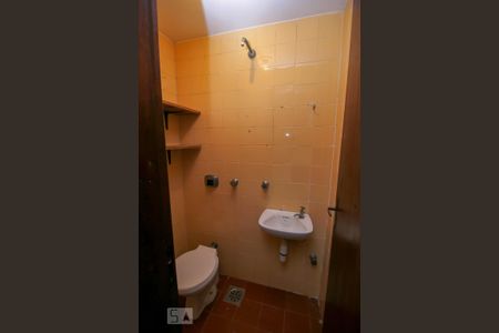 Apartamento à venda com 93m², 3 quartos e 2 vagas Apartamento à venda com 93m², 3 quartos e 2 vagasBanheiro de Serviço