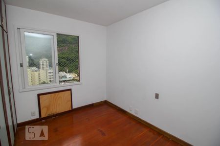 Apartamento à venda com 93m², 3 quartos e 2 vagas Apartamento à venda com 93m², 3 quartos e 2 vagasQuarto 3 - Suíte