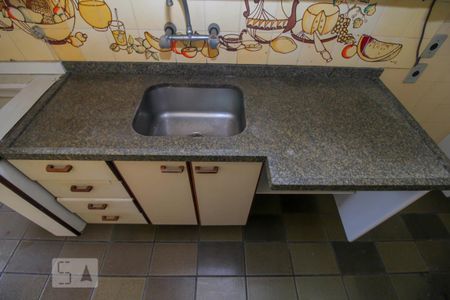 Apartamento à venda com 93m², 3 quartos e 2 vagas Apartamento à venda com 93m², 3 quartos e 2 vagasCozinha - Armários