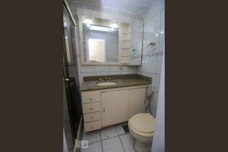 Apartamento à venda com 93m², 3 quartos e 2 vagas Apartamento à venda com 93m², 3 quartos e 2 vagasBanheiro Social