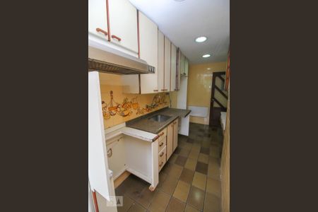 Apartamento à venda com 93m², 3 quartos e 2 vagas Apartamento à venda com 93m², 3 quartos e 2 vagasCozinha - Armários