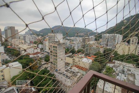 Apartamento à venda com 93m², 3 quartos e 2 vagas Apartamento à venda com 93m², 3 quartos e 2 vagasVista da Sala