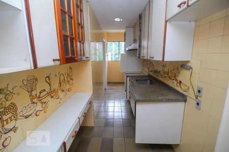 Apartamento à venda com 93m², 3 quartos e 2 vagas Apartamento à venda com 93m², 3 quartos e 2 vagasCozinha - Armários