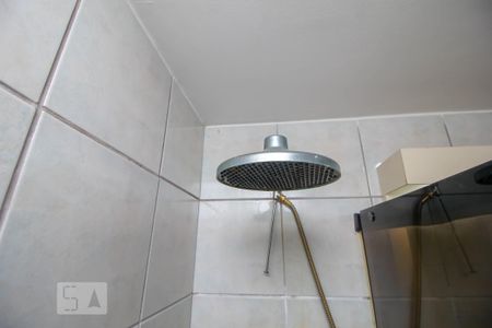Apartamento à venda com 93m², 3 quartos e 2 vagas Apartamento à venda com 93m², 3 quartos e 2 vagasChuveiro