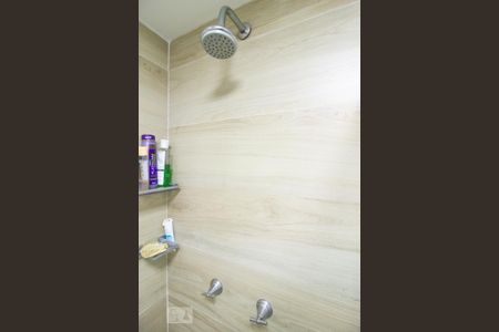 Detalhe banheiro de apartamento à venda com 3 quartos, 57m² em Jardim Las Vegas, Guarulhos
